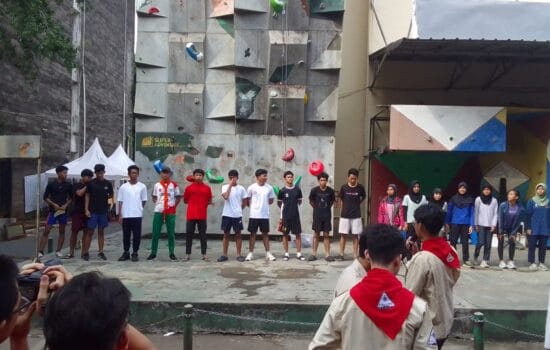 Puluhan Pelajar Antusias Ikuti Kompetisi Panjat Dinding Bertajuk LabsGreat Gapai 2025